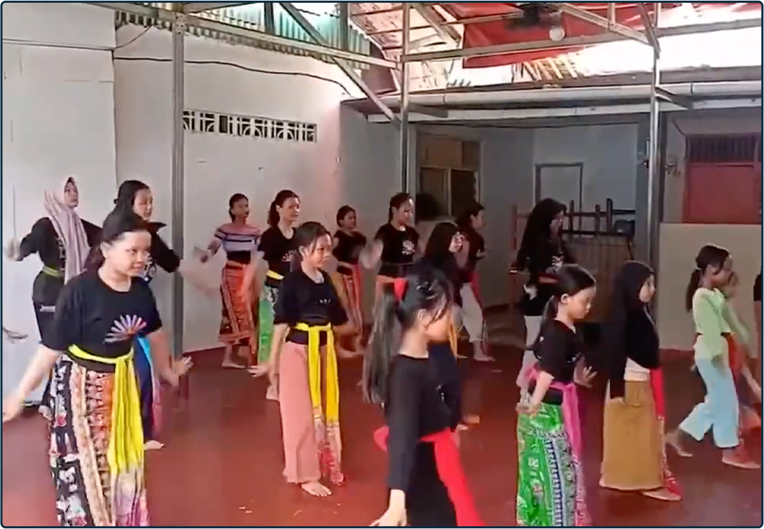 Kegiatan Latihan Tari Betawi Sanggar Kembang Kelapa